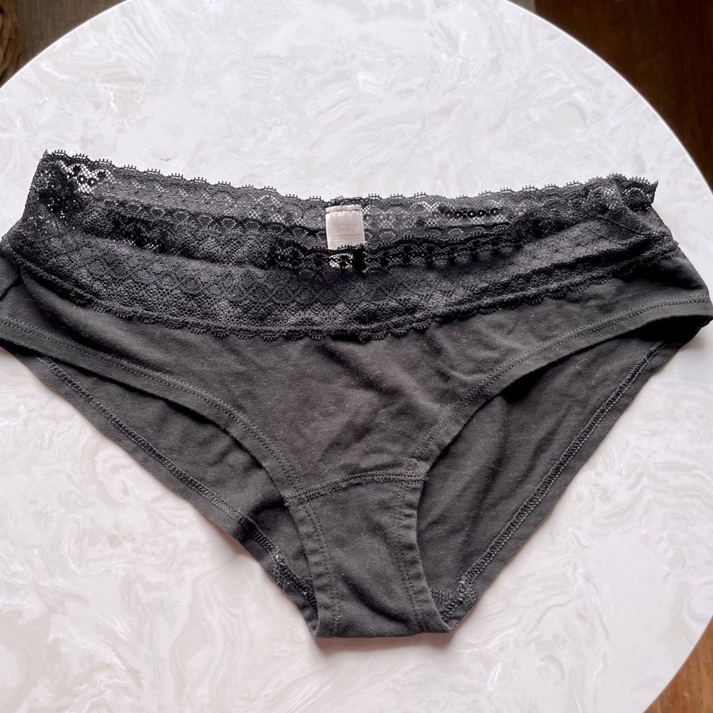 EUC Victoria’s Secret Hiphugger